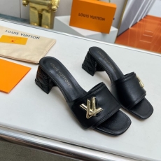 Louis Vuitton Slippers